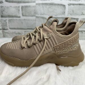 Steve Madden Women’s  Maxima sneaker